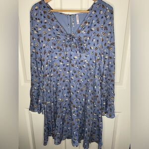 Xhilaration Blue Floral Long Sleeve Dress
